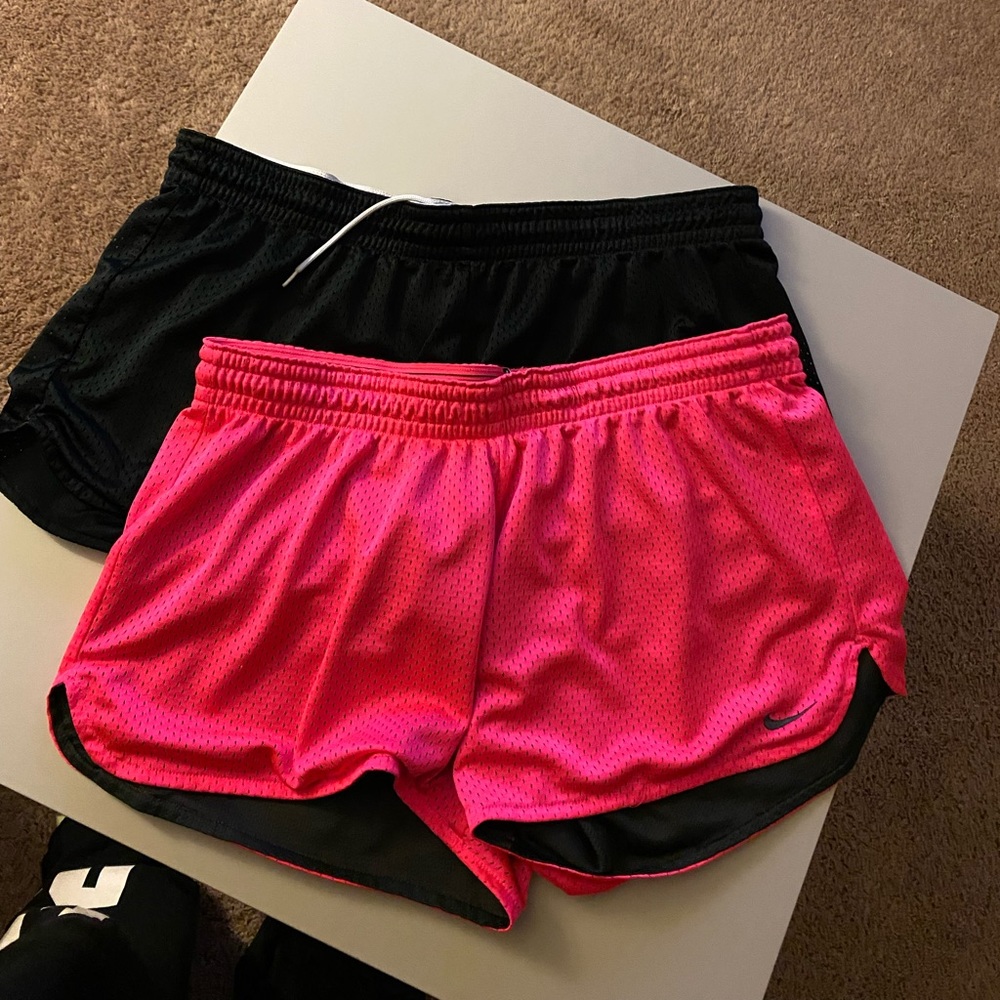 🎀🖤 EUC Nike dri-fit mesh shorts size large